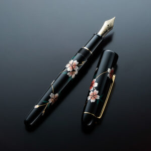 Platinum #3776 Century Kaga Maki-e Sakura Fountain Pen